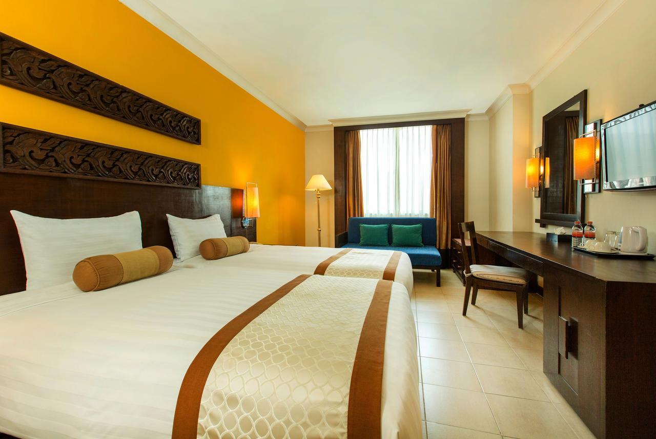 Tinidee Hotel Ранонг Экстерьер фото