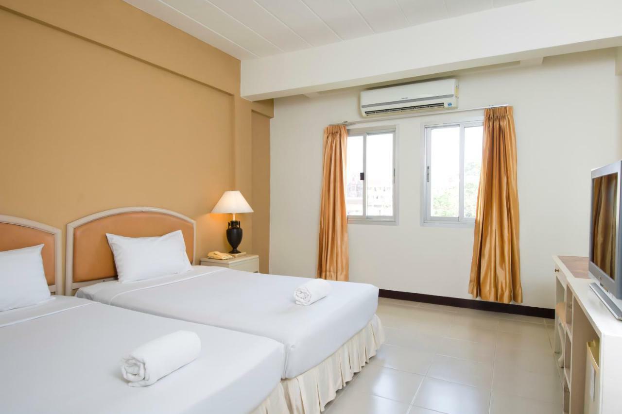 Tinidee Hotel Ранонг Экстерьер фото
